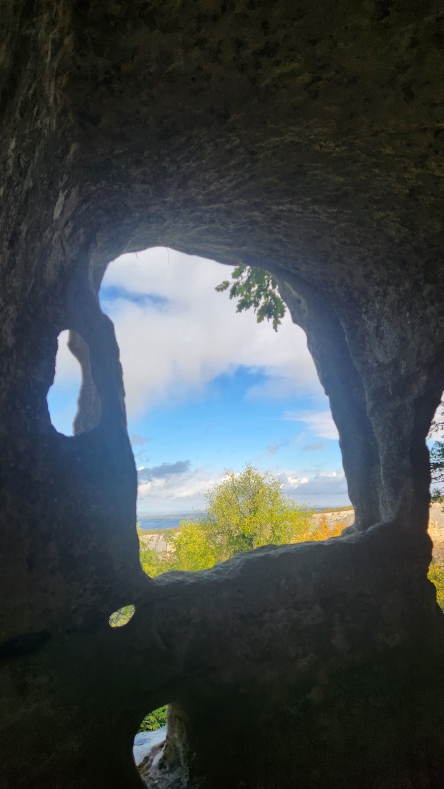 Крымское путешествие. Часть вторая. Пещерные города и ещё немножко скал