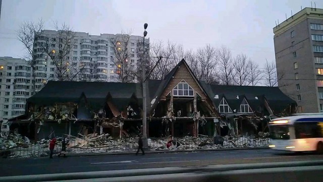 Снос торговых зданий в Москве