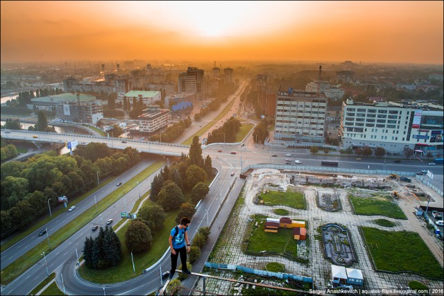 Калининградский заброшенный небоскреб-урод