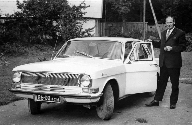 Фотохроника "загнивающего совка". Часть 3