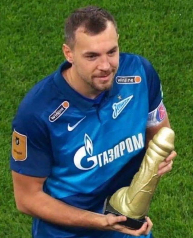 Без рукопожатий