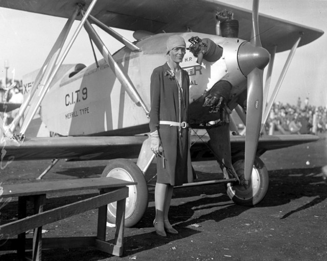 Отважная летчица Амелия Эрхарт: легенда авиации, пропавшая в небе