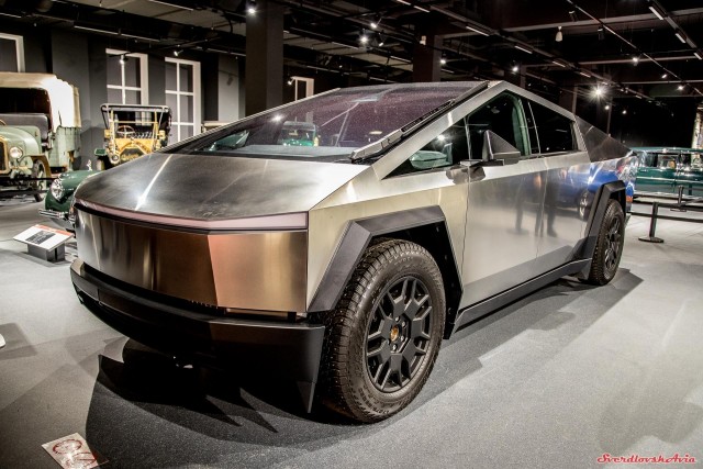 Крупнейший технический музей России в провинциальном городке, в котором ЯПлакал. Часть 1