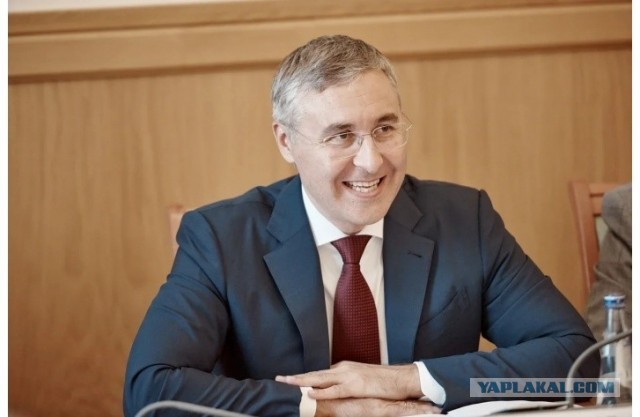 Власти заявили, что в России слишком много людей с высшим образованием