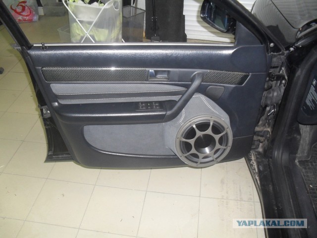 Перетяжка салона AUDI S4