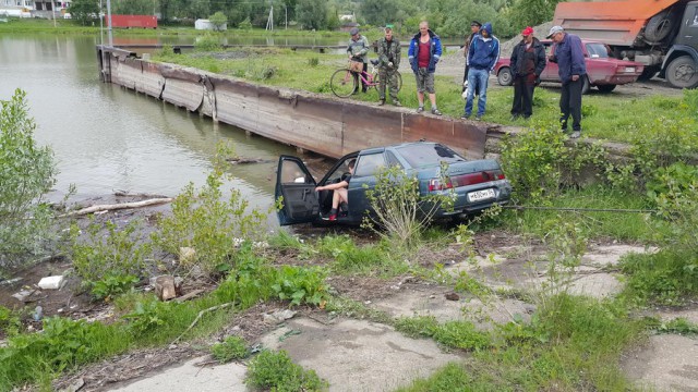 Барнаульские дристеры затонули в Затоне