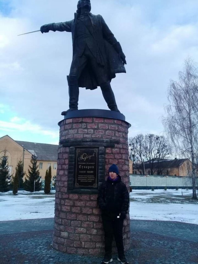 В Полтаве демонтировали памятник русскому полководцу Александру Суворову