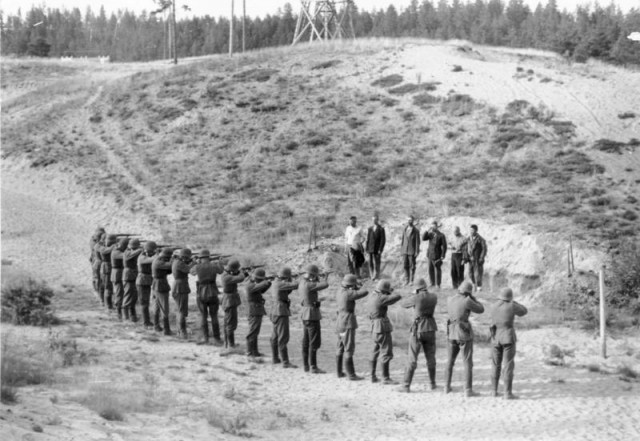 3 августа 1941год. Расстрел жителей в посёлке Струги Красные