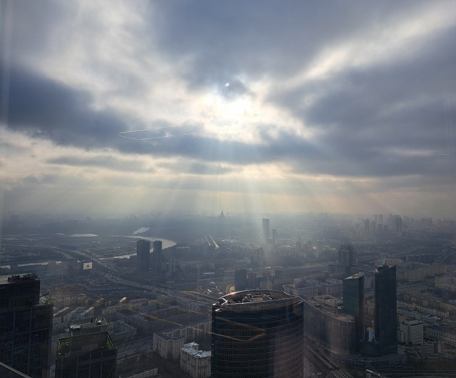 За нами наблюдают