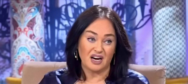 Почему этих актеров озвучивали другие люди?