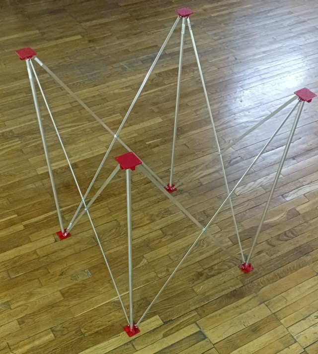 Раскладное подстолье для мастеров