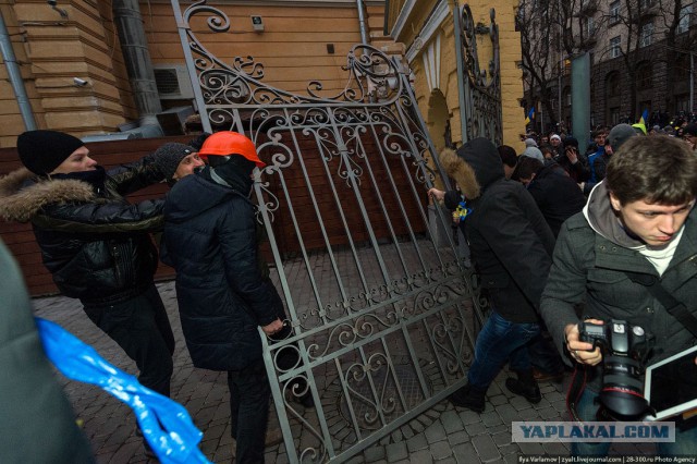 Владимир Путин: Акции в Киеве