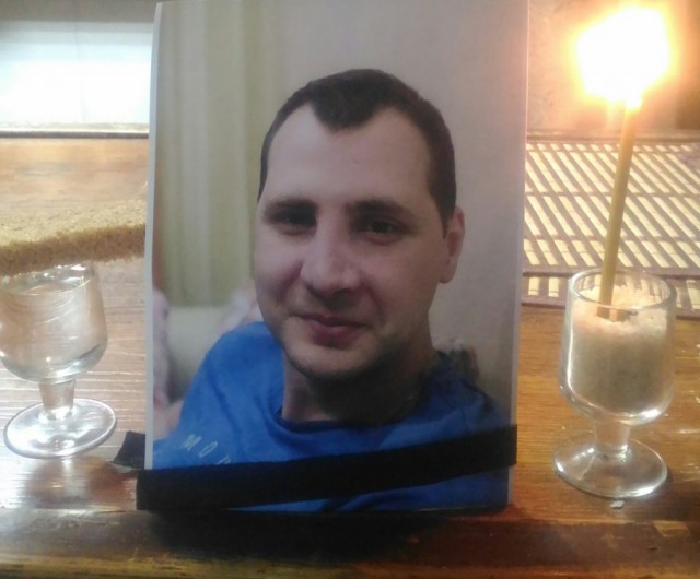Таксист насмерть сбил байкера в Москве