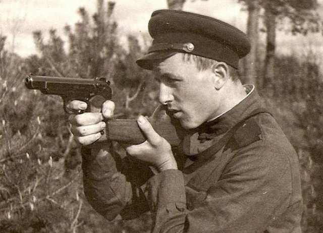 9 пистолетов и револьверов, что заслуженно носят статус культовых