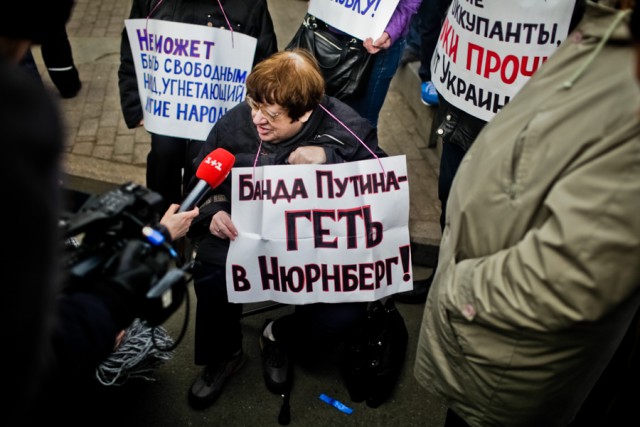Пономарев сдал Крым