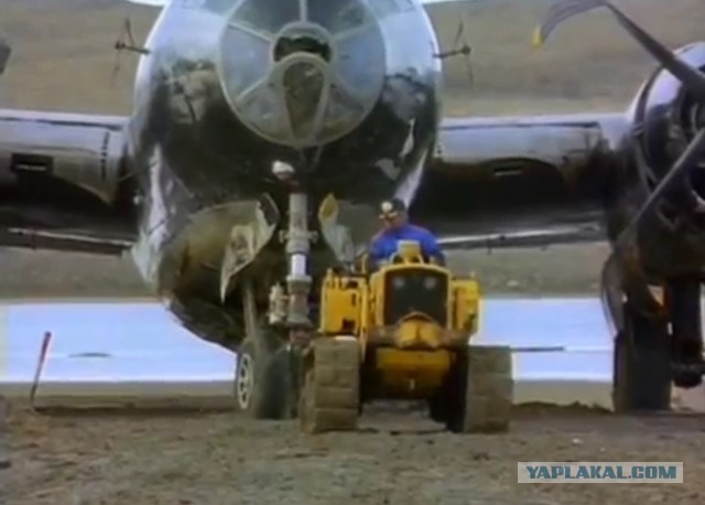 Попытка спасения Б-29, который провёл 50 лет во льдах