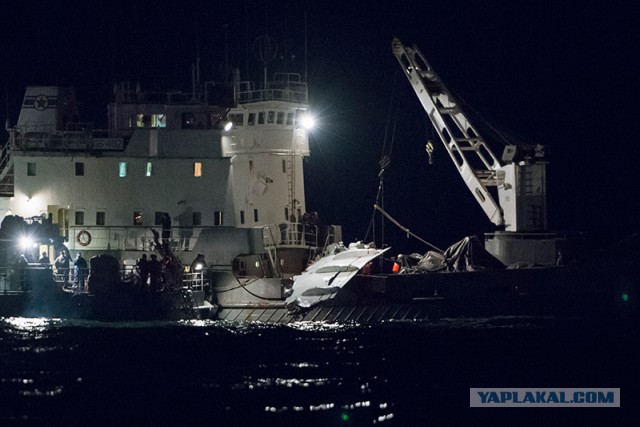 Эдуард Лимонов: ТУ-154. Нас водят за нос