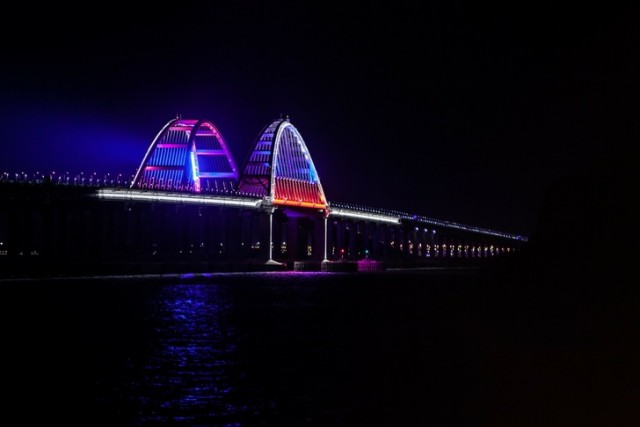 Новая подсветка Крымского моста
