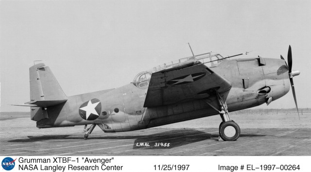 Настоящий Мститель от Grumman, а не поделка от Marvell. TBF/TBM Avenger.