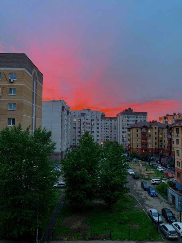 А из нашего окна вот такая красота...