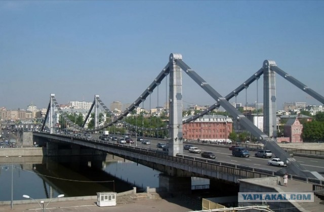 Крымский мост на обложке учебника истории появился по инициативе Путина
