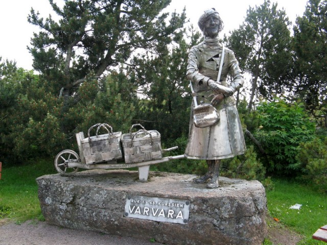 Необычные статуи мира