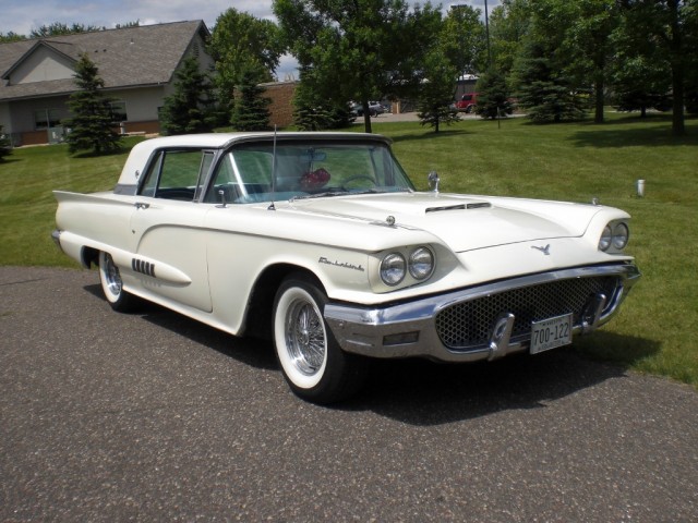 1957 Ford Thunderbird