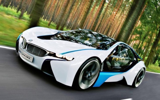Самые яркие факты из 100-летней истории BMW