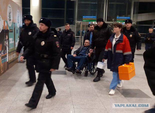 Экс-главу таджикских мигрантов, обвиняемого в организации массовых беспорядков, депортировали из России.