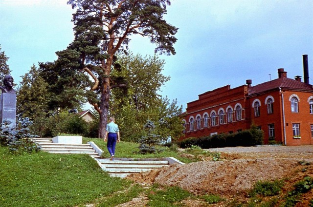 История в фотографиях