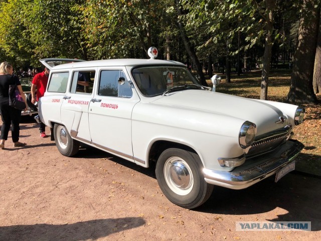 Как я съездил в музей-усадьбу «Архангельское» и на фестиваль «Автокультура»
