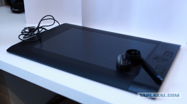 Продам планшет Wacom Intuos4 L (Москва)
