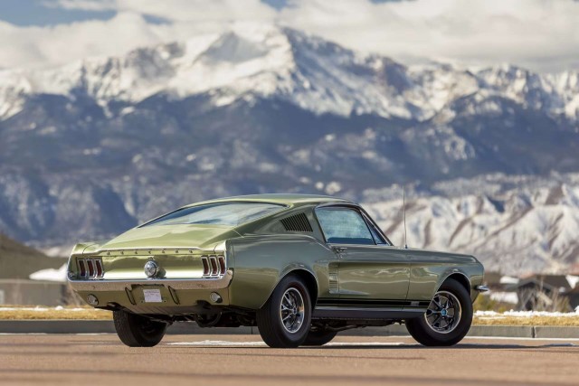 60 лет Shelby Mustang. Красивых автофото пост к юбилею