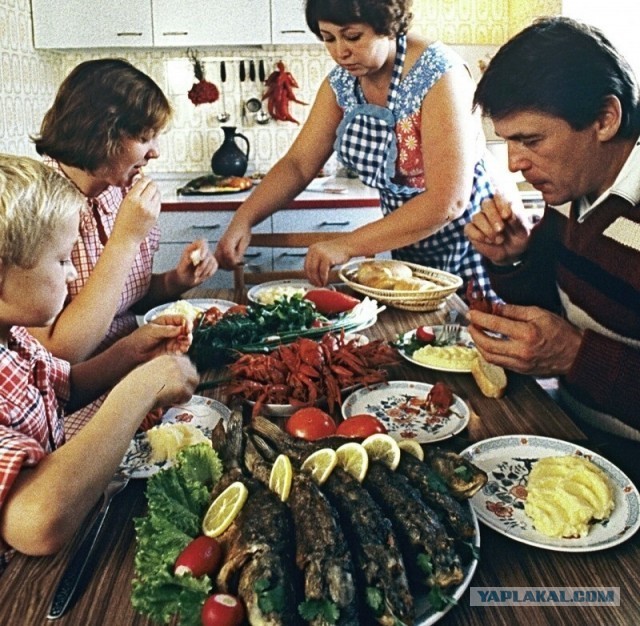 Почему в СССР не стояла проблема ожирения или как питались в Союзе.