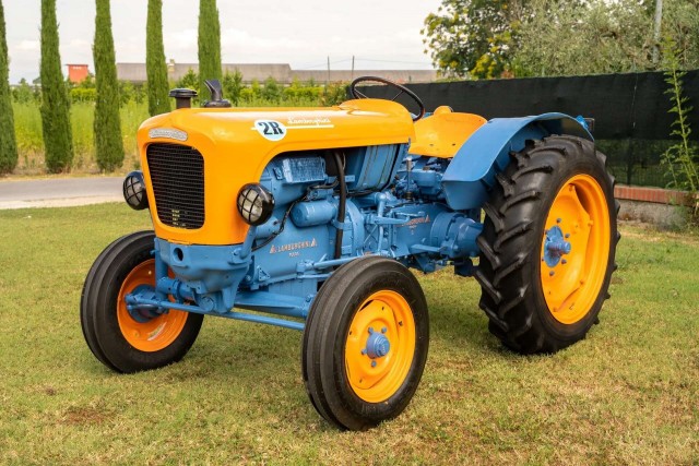 Хот-род из трактора Lamborghini 2R. Немного автобезумия в фото