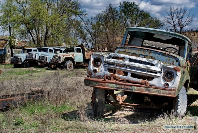Постсоветская автоколонна