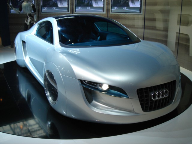 15 автомобилей