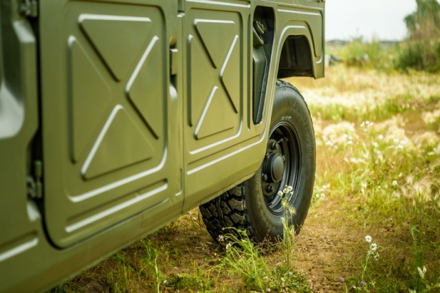 Нечасто встречающейся внедорожник - Toyota Mega Cruiser