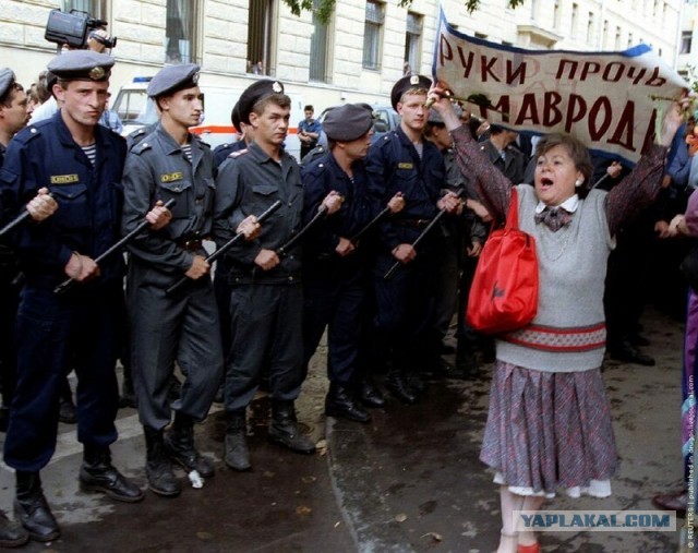 Россия - "Переходной период".Подборка фотографий эпохи 90х