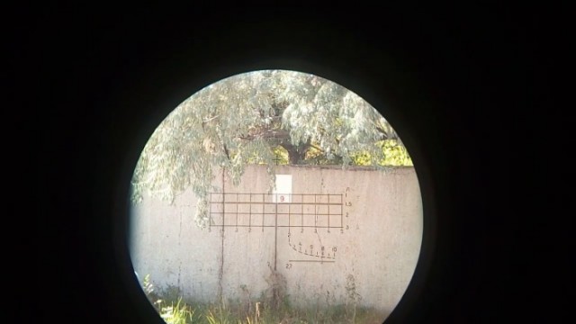 Для чего на снайперском прицеле столько перекрестий, и по какому из них целиться
