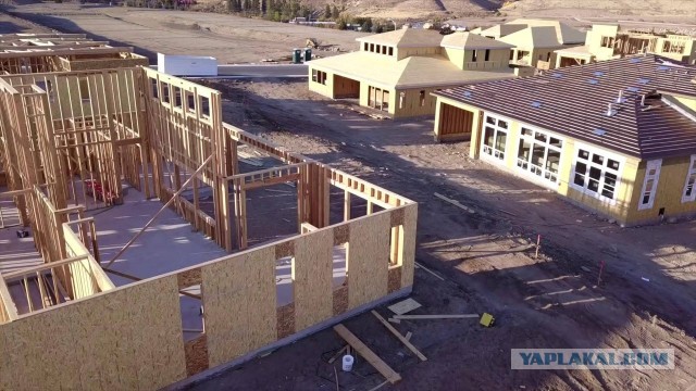 Почему в США вообще не используют в фундаменте арматуру: мы заливаем металл бетоном, а они фундамент натягивают