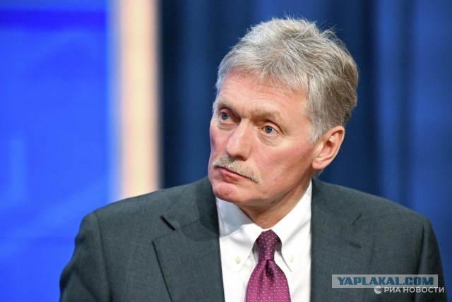 Песков подтвердил обсуждение с другими странами возможного импорта нефтепродуктов