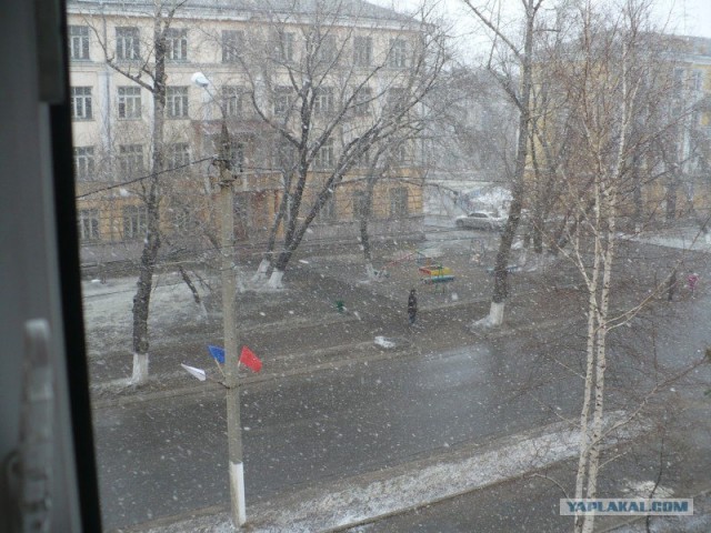 Апрель 2012