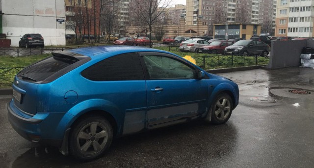 Водитель мусоровоза жестко проучил дураков!