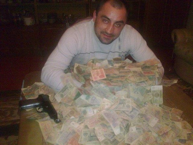 ЯПлакал над этим кладом...