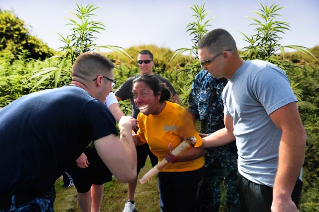 Фотожаба "Ты кого бабой назвал?" (Zhaberbottle 3)