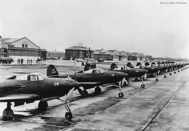 Р-39 Аэрокбра. Американская любимица сталинских соколов. История создания и основные модификации.