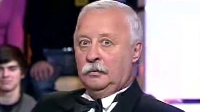 Без рукопожатий