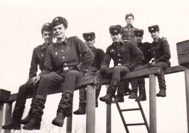 Команду из Мордовии вернули из учебки назад