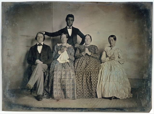 Окно в прошлое: 30 первых фотоснимков, сделанных в 1839 году Джоном Гершелем